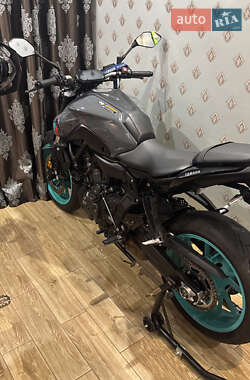 Yamaha MT-07  2022