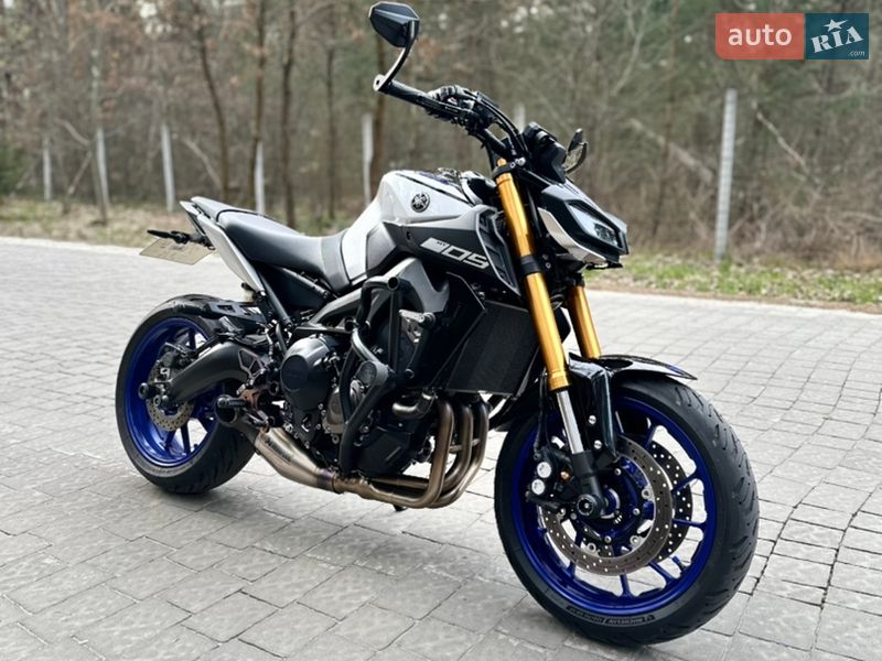 Мотоцикл Без обтікачів (Naked bike) Yamaha MT-09 SP