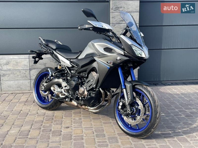 Мотоцикл Спорт-туризм Yamaha MT-09 Tracer