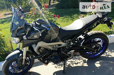 Yamaha MT-09 street 2014