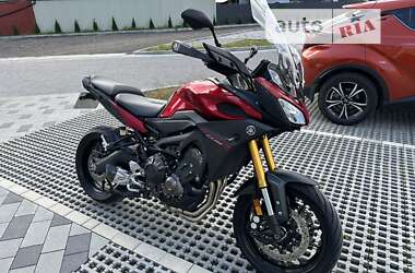 Yamaha MT-09  2015