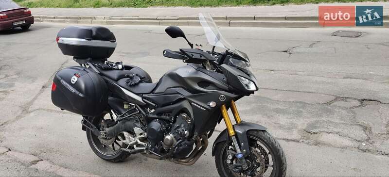 Yamaha MT-09