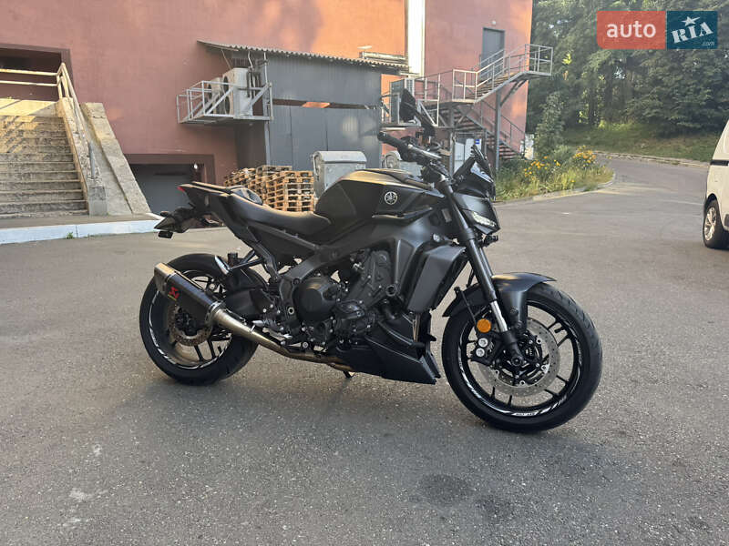 Мотоцикл Без обтекателей (Naked bike) Yamaha MT-09