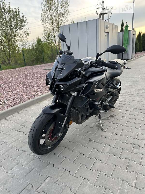 Yamaha MT-10