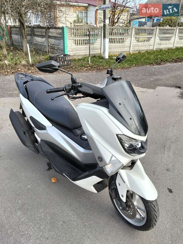 Yamaha NMax