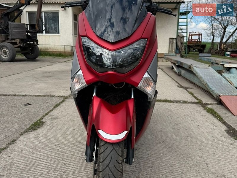 Мопеди Yamaha NMax