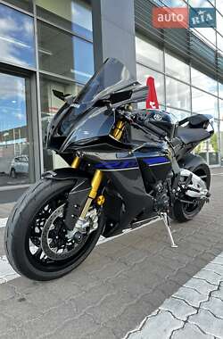 Yamaha R1M  2024