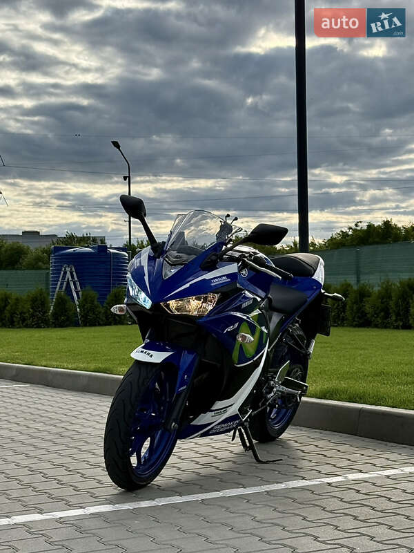 Мото Yamaha R3