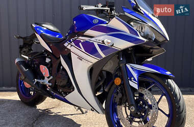 Yamaha R3  2015