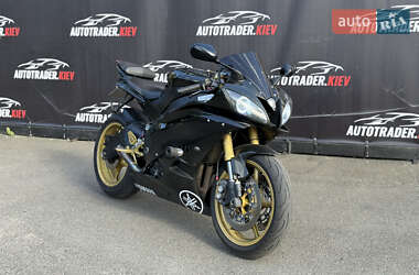 Yamaha R6  2007
