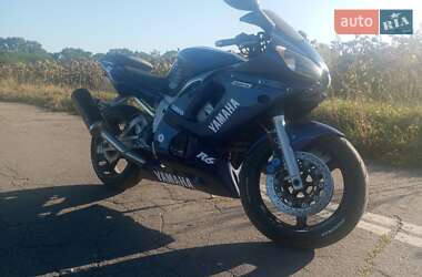 Yamaha R6  1999