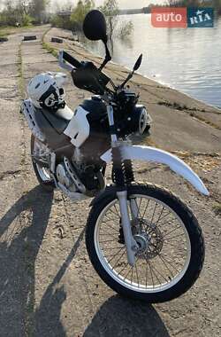 Yamaha Serow 250  2006