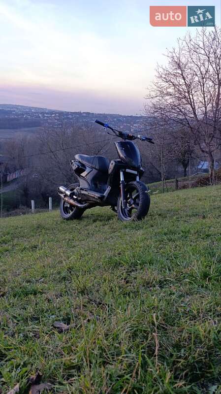 Грузовые мотороллеры, мотоциклы, скутеры, мопеды Yamaha Slider