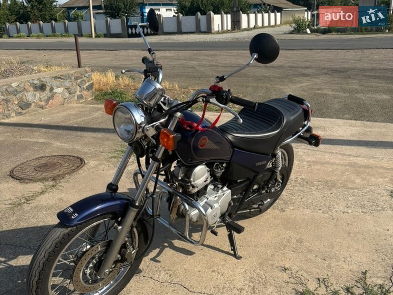 Yamaha SR