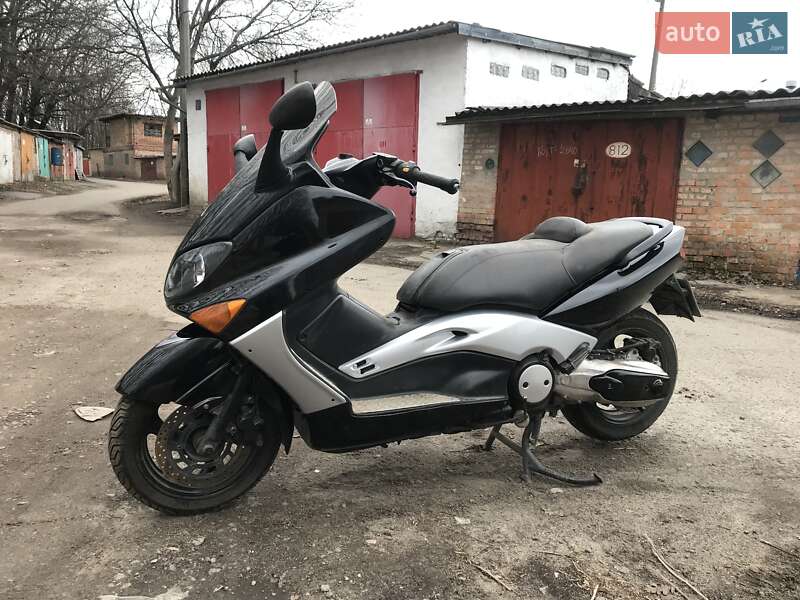 Yamaha T-Max 500