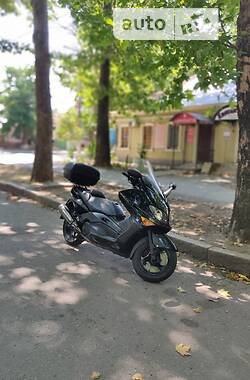 Yamaha T-MAX  2003