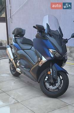 Yamaha T-MAX SX 2019