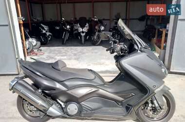 Yamaha T-MAX 530cc 2013