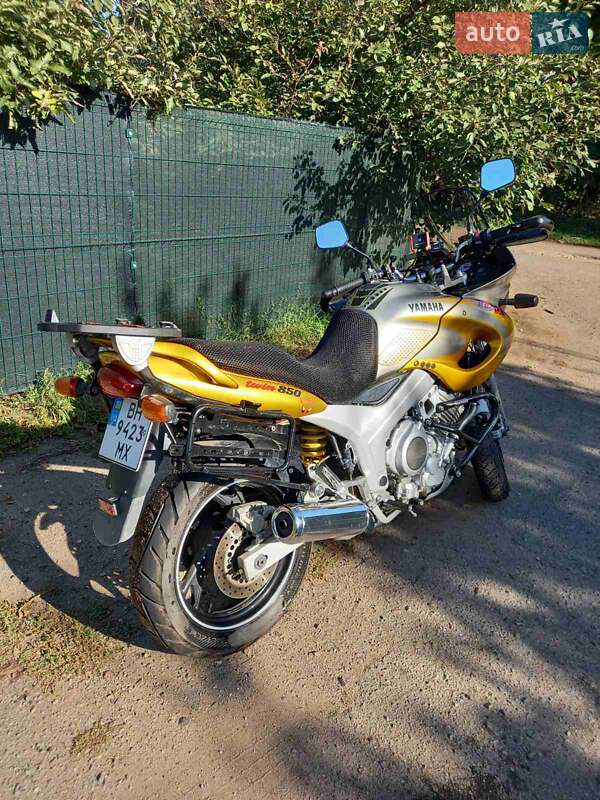 Мотоцикл Туризм Yamaha TDM 850