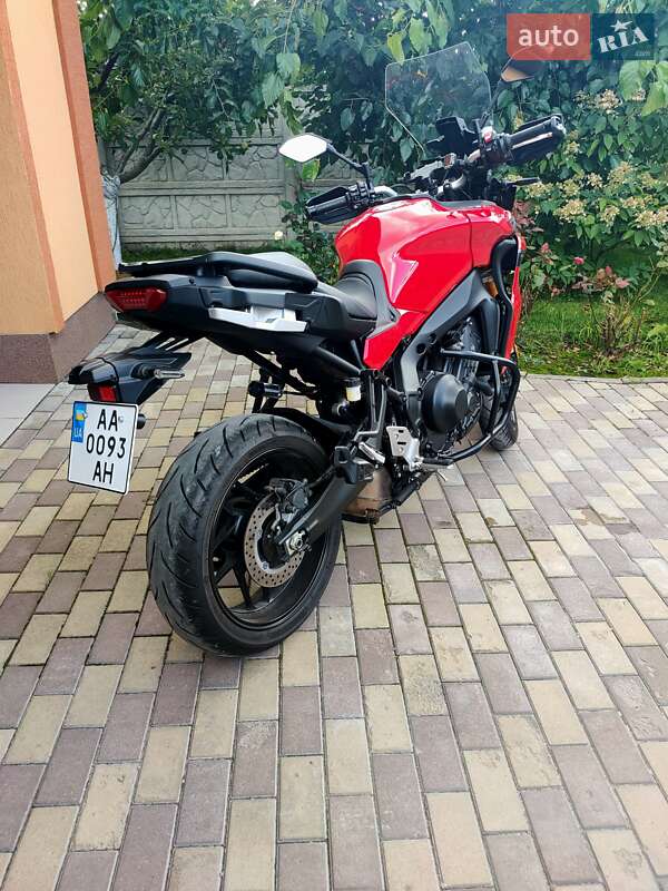Мотоцикл Туризм Yamaha Tracer 9 G
