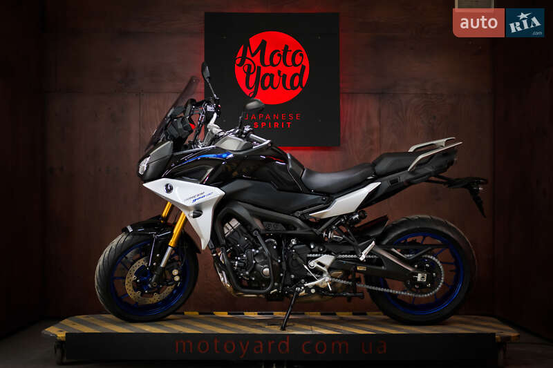 Yamaha Tracer 9