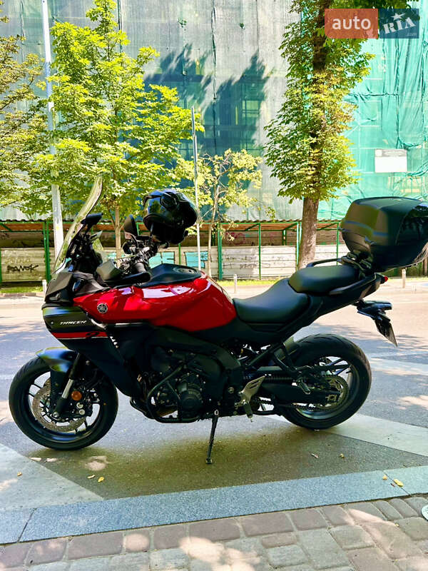 Мотоцикл Спорт-туризм Yamaha Tracer 9