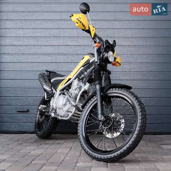 Мотоцикл Кросс Yamaha Tricker