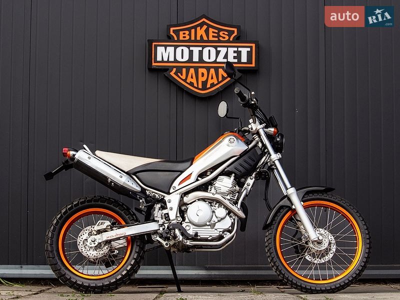 Мотоцикл Позашляховий (Enduro) Yamaha Tricker