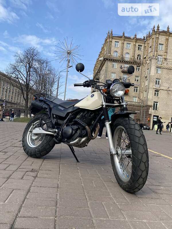 Мотоцикл Многоцелевой (All-round) Yamaha TW