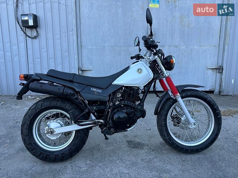 Yamaha TW