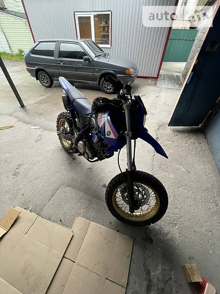 Yamaha WR 125R