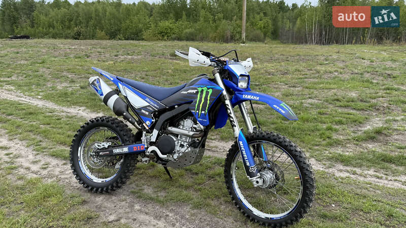 Yamaha WR 250R