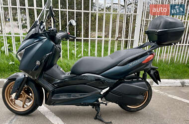 Yamaha X-Max  2022