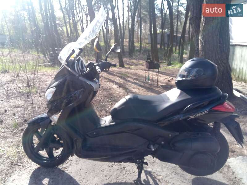 Yamaha X-Max