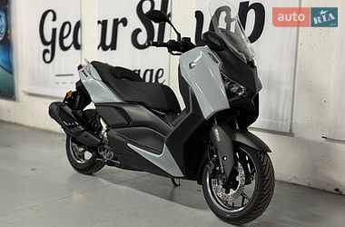 Yamaha X-Max Tech MAX 2025