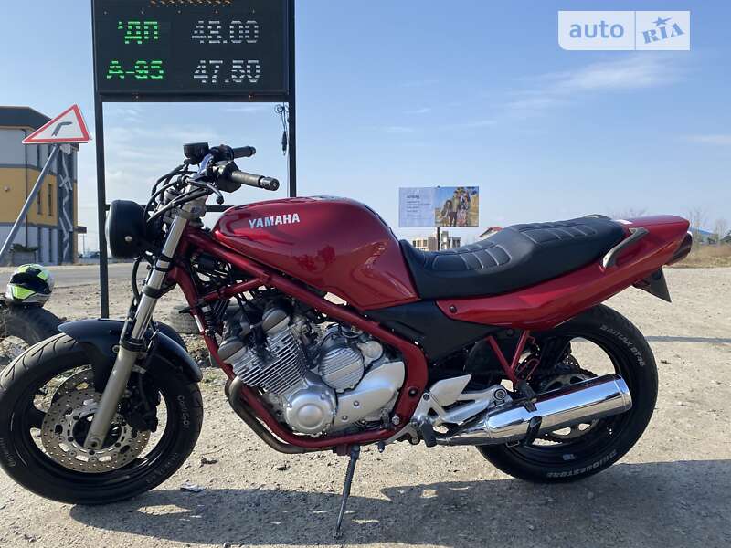 Мотоцикл Без обтекателей (Naked bike) Yamaha XJ 600 Diversion