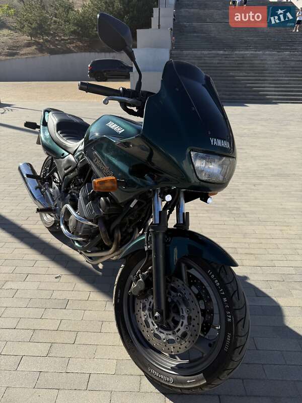 Мотоцикл Классик Yamaha XJ 600 Diversion
