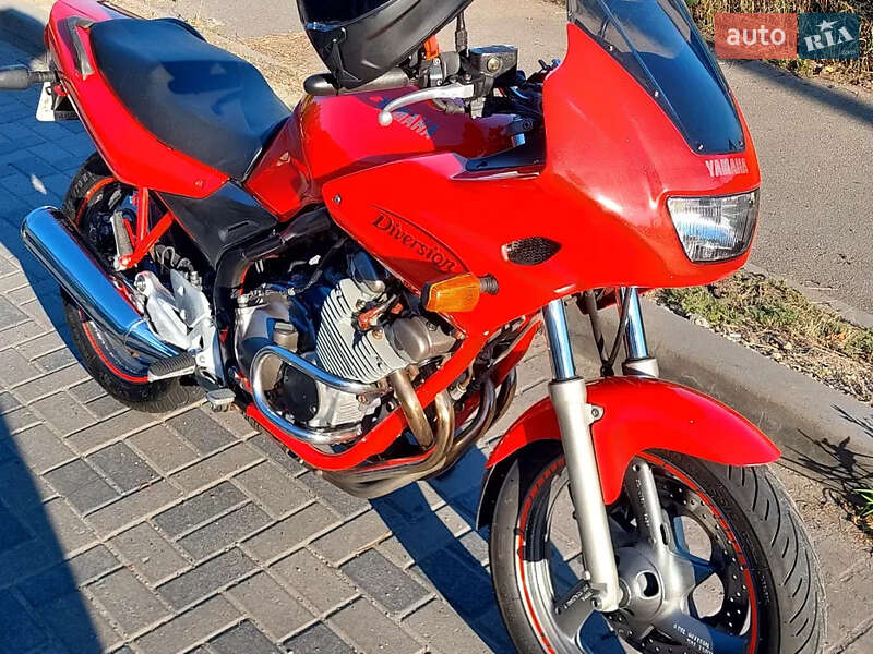 Мотоцикл Многоцелевой (All-round) Yamaha XJ 600 Diversion