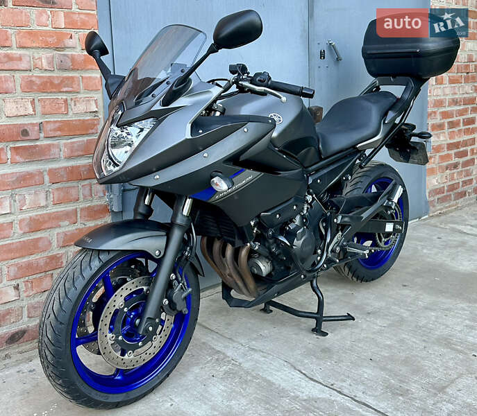 Мотоцикл Спорт-туризм Yamaha XJ6 Diversion