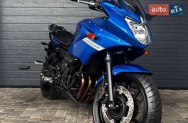 Yamaha XJ6 Diversion  2012