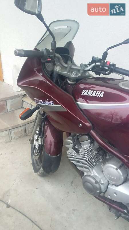 Yamaha XJ600