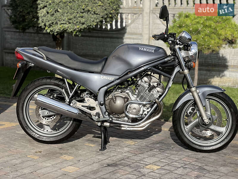 Yamaha XJ600