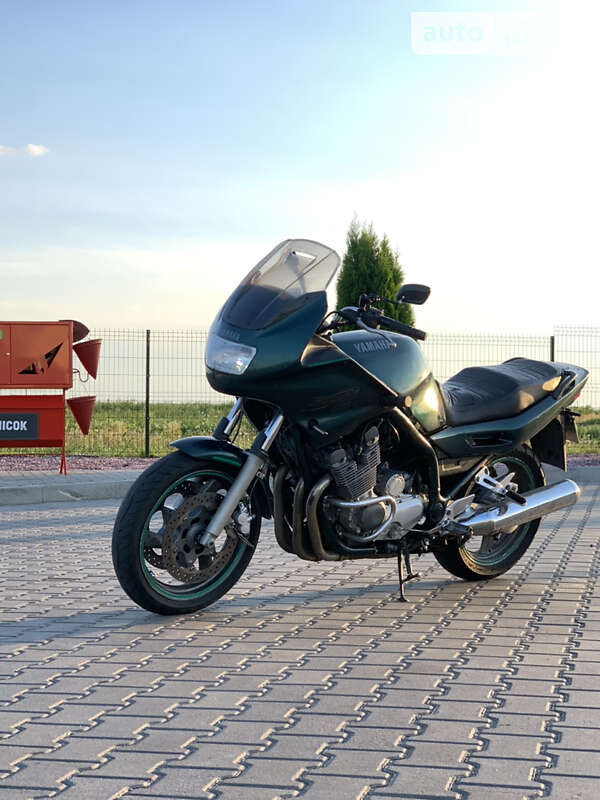 Мотоцикл Спорт-туризм Yamaha XJ900S Diversion
