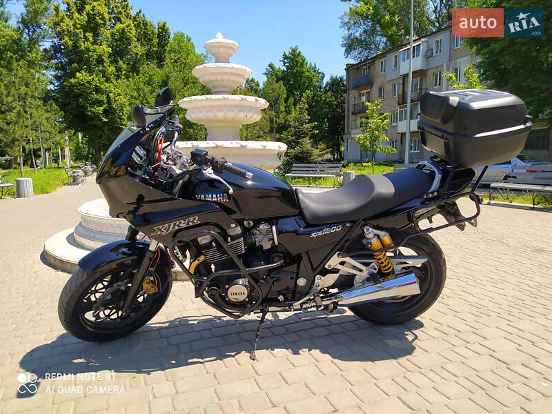 Мотоцикл Спорт-туризм Yamaha XJR 1200