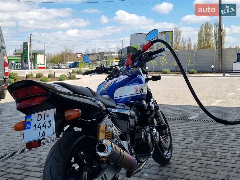 Мотоцикл Без обтікачів (Naked bike) Yamaha XJR 400