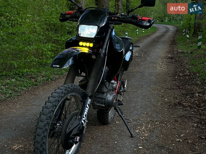 Мотоцикл Туризм Yamaha XT