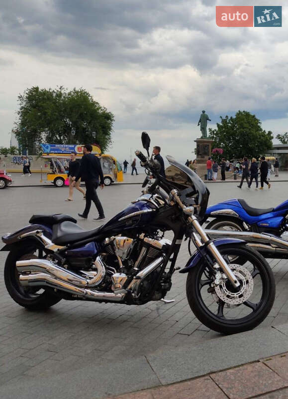 Мотоцикл Круизер Yamaha XV 1900 Rider