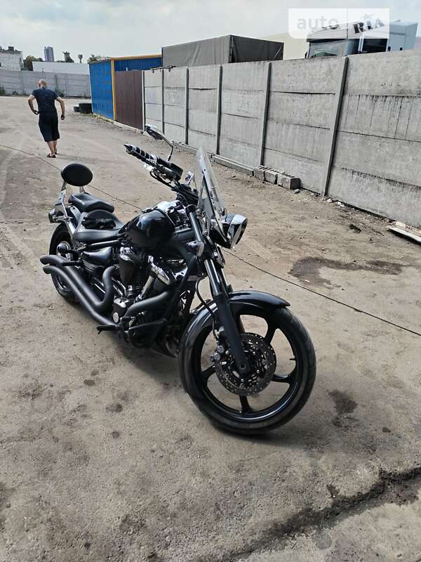 Мотоцикл Круизер Yamaha XV