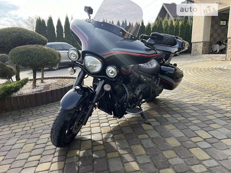 Yamaha XVS 1300 Midnight Star