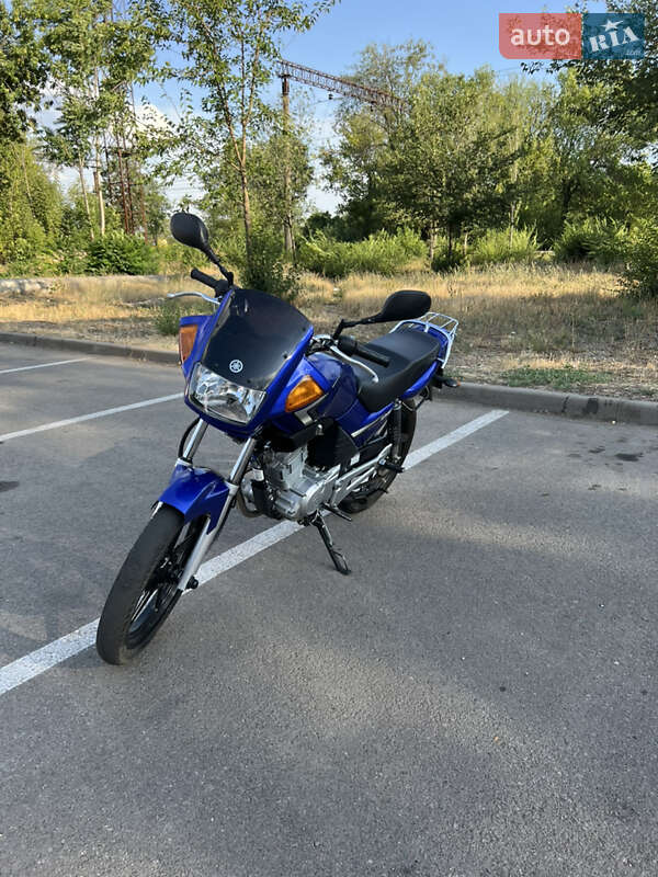 Мотоцикл Многоцелевой (All-round) Yamaha YBR125